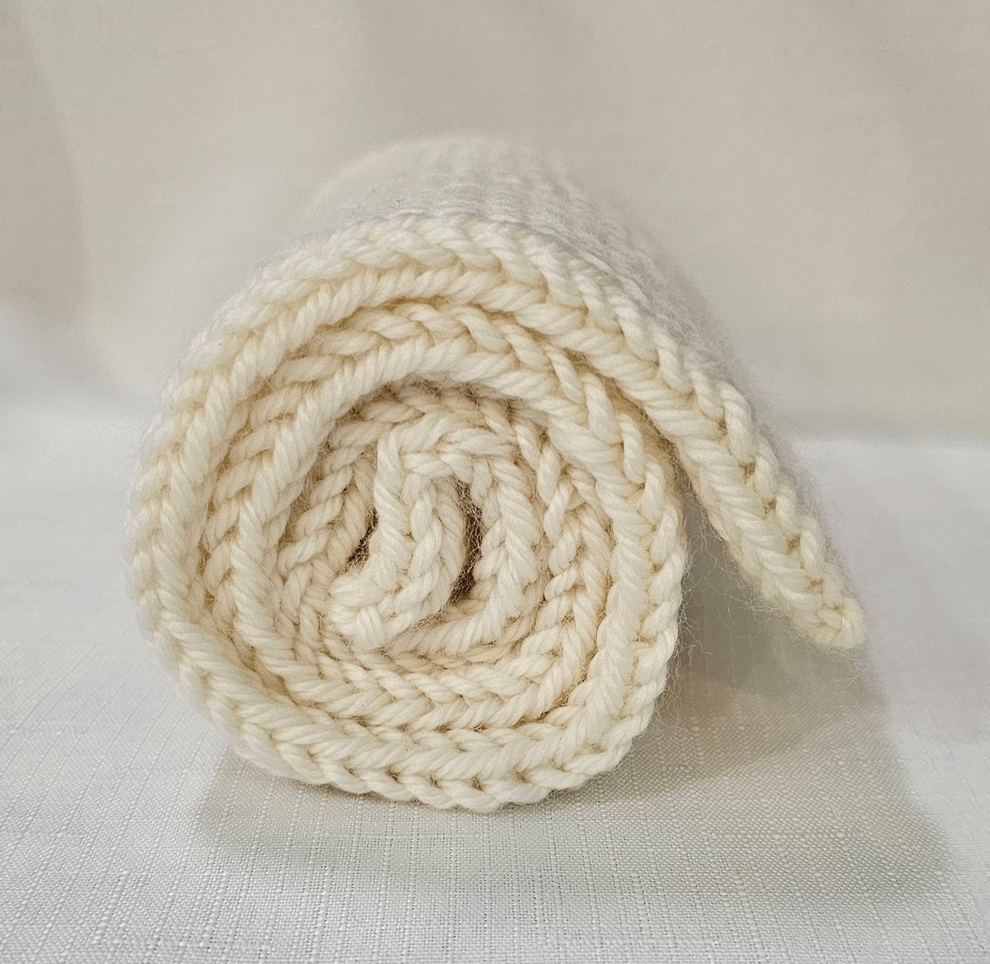 12 ply Australian Merino wool single knitted yarn blank tube 100g