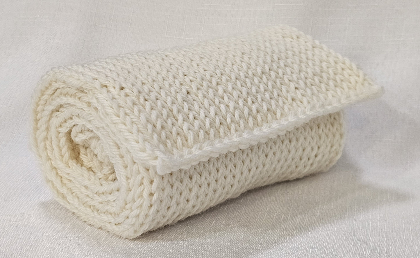 8 ply Australian Merino wool single knitted yarn blank tube 100g